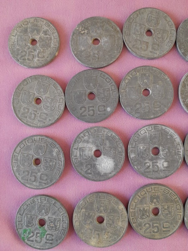 Lot van twintig Belgische 25 cent munten van 1942 tot 1946